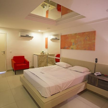 Dom Suites Motel (Adults Only) Салвадор Екстериор снимка