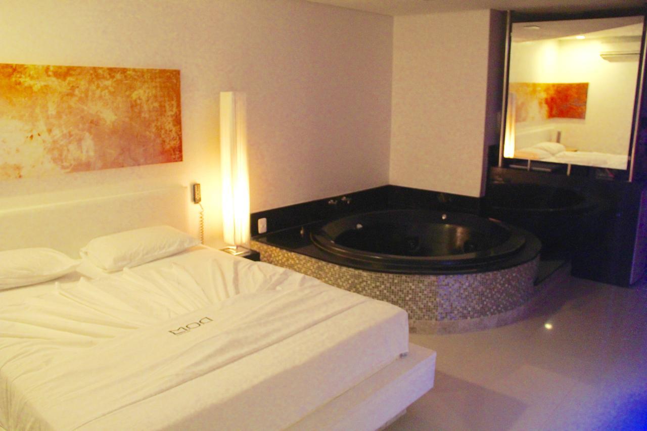 Dom Suites Motel (Adults Only) Салвадор Екстериор снимка